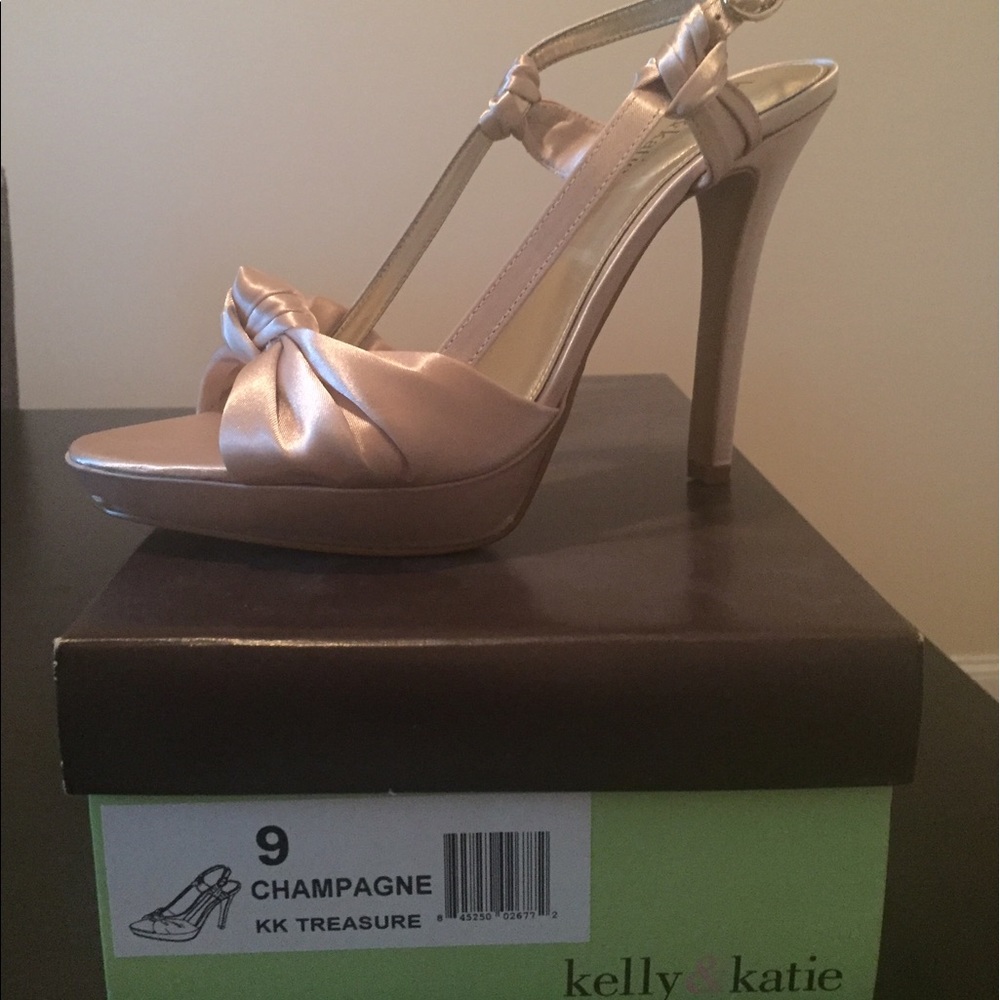 Kelly&Katie Champagne KK Treasure satin heel