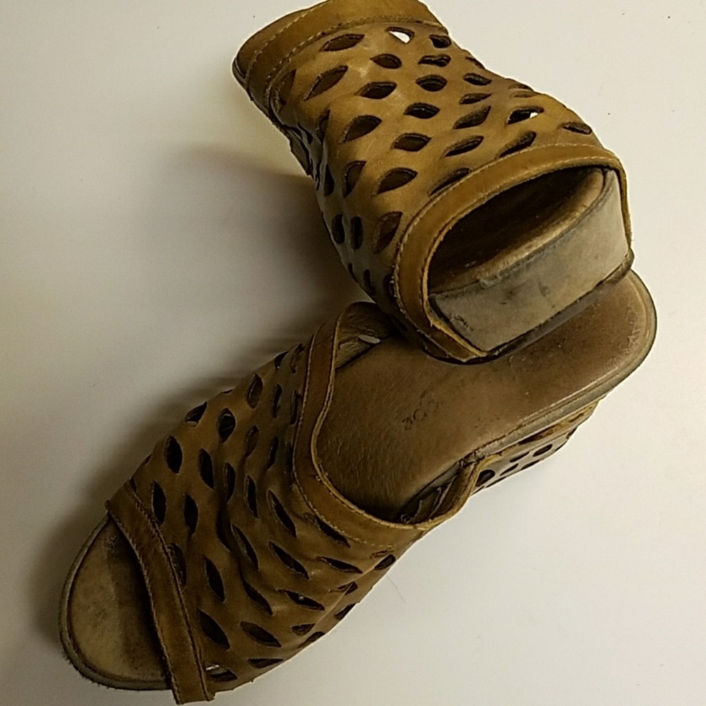 Antelope 953 Sandal Mocha 37 EU/7 M