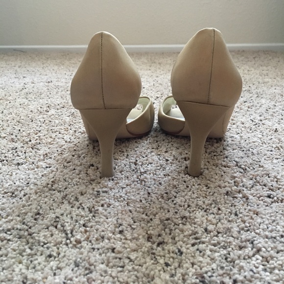 SOLD - Picture 3 of 4