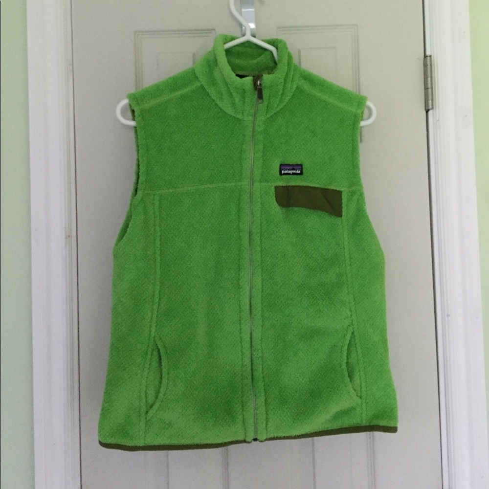 Green Patagonia vest
