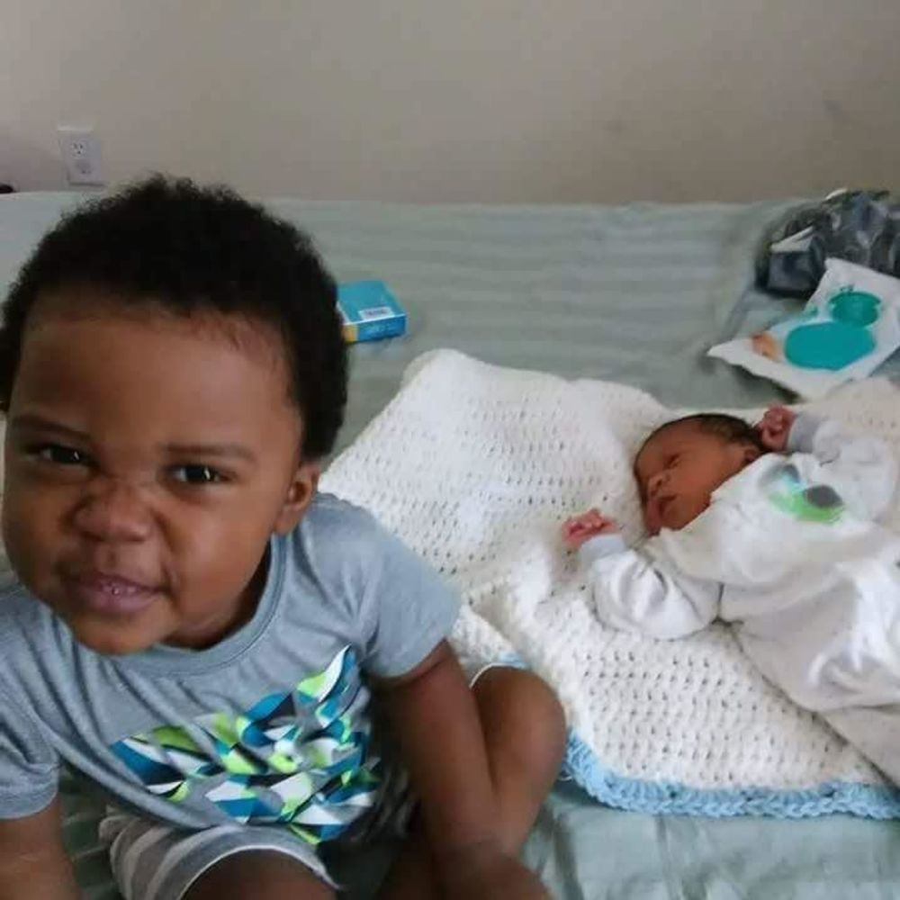 Meet your Posher, Davinia