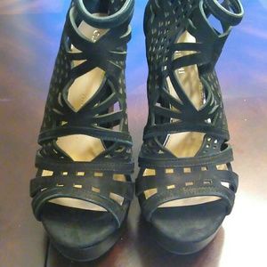 Gianni Bini Wedge Heels