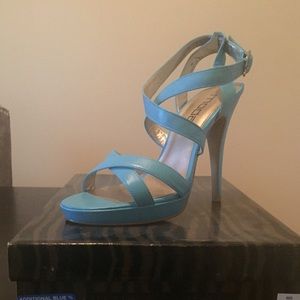 💙💙Moda Turquoise Nappa Kid (Bonie) heels💙💙
