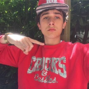 Meet your Posher, Dylan