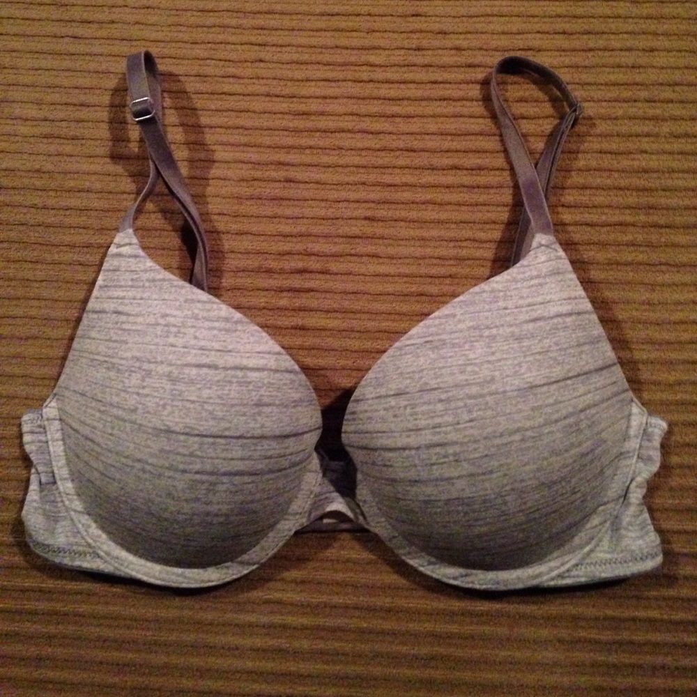 Victoria's Secret Pink Wear Everywhere Push Up Bra
