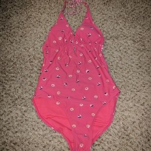 One piece swim suit