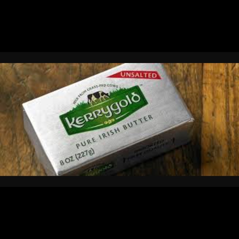 Meet your Posher, Foya