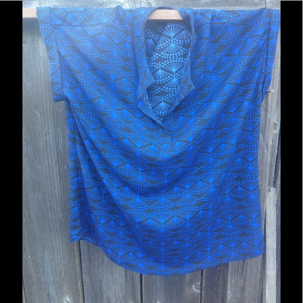 Pullover short sleeve blouse from Nordstrom - Picture 2 of 3