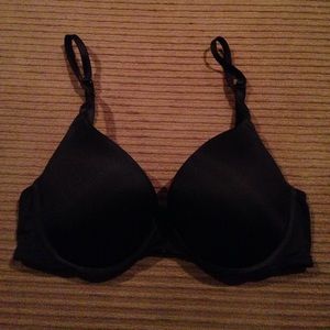 Victoria's Secret Pink Wear Everywhere Push Up Bra