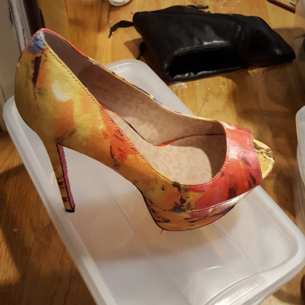 Betsy Johnson Sexy Platform heels