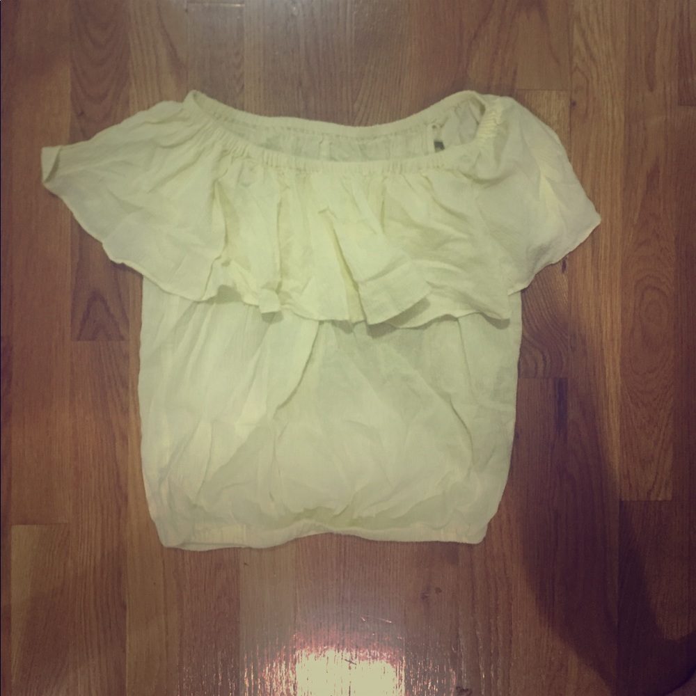 Off the shoulder ruffle top