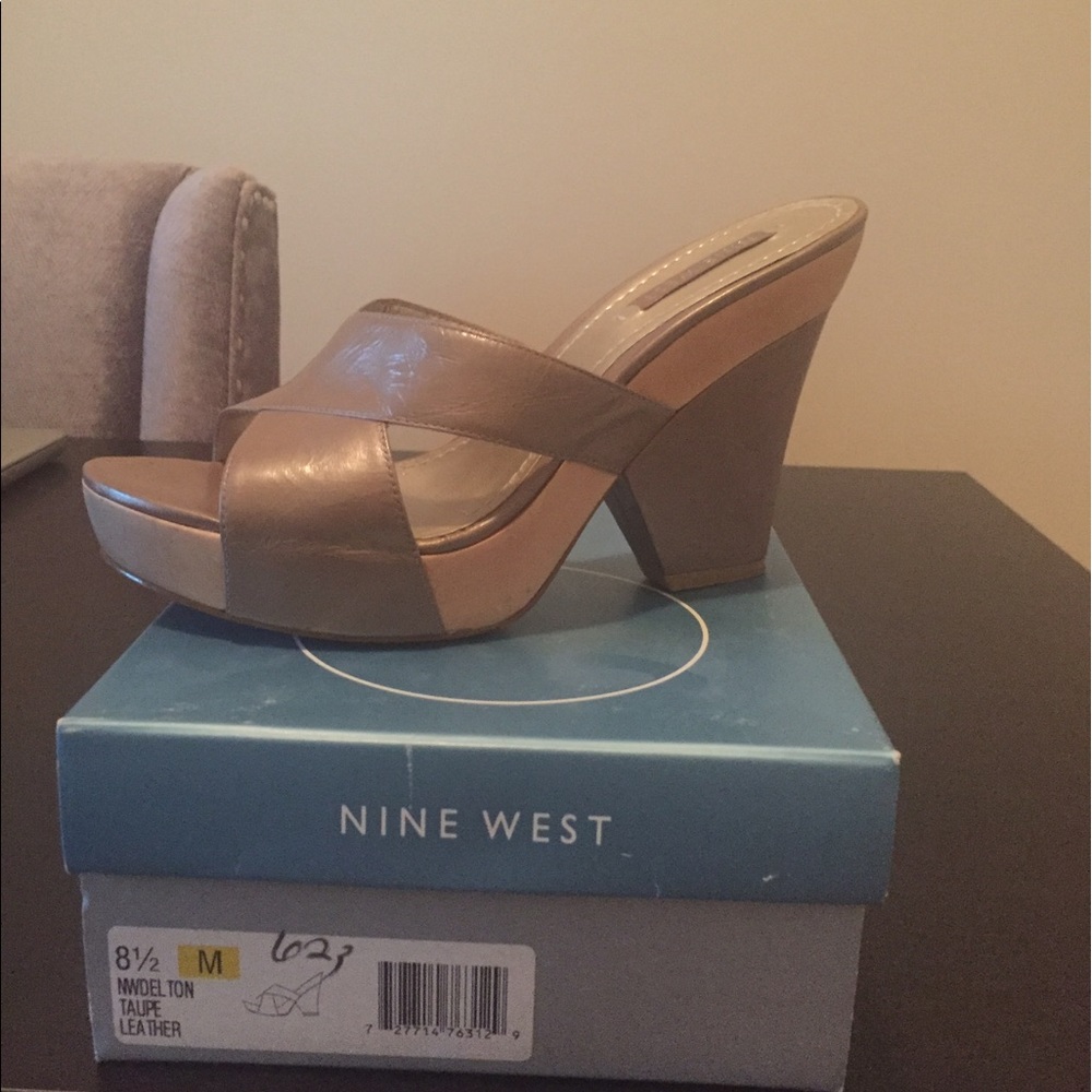 Nine West Delton Taupe Leather wedge heel