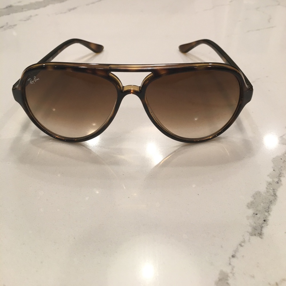 Ray ban cats!!!!
