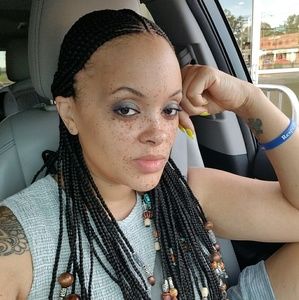 Meet your Posher, Joy howard