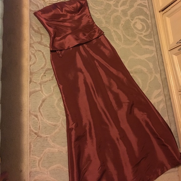 Bill Levkoff Dresses & Skirts - 🌷BILL LEVKOFF🌷rust satin 2 piece formal gown