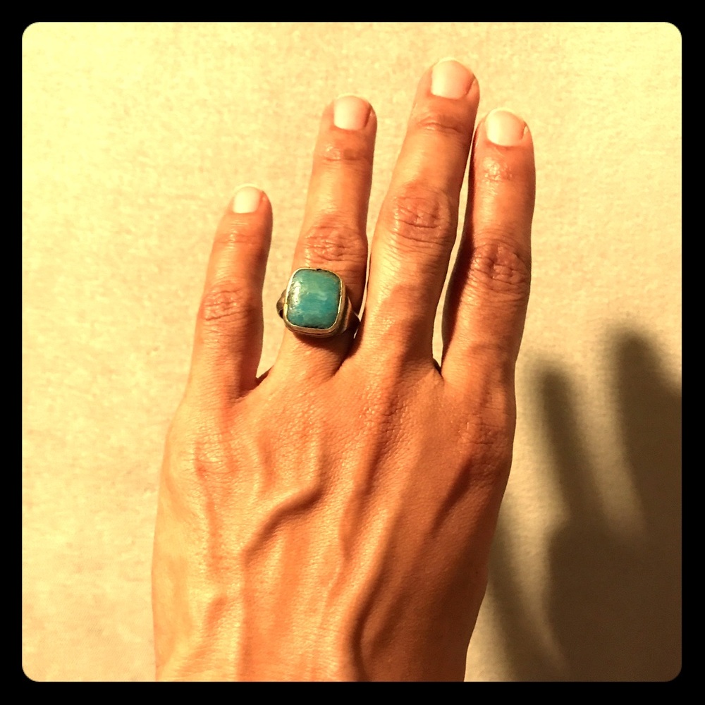 Vintage Indian silver and turquoise ring Size 7