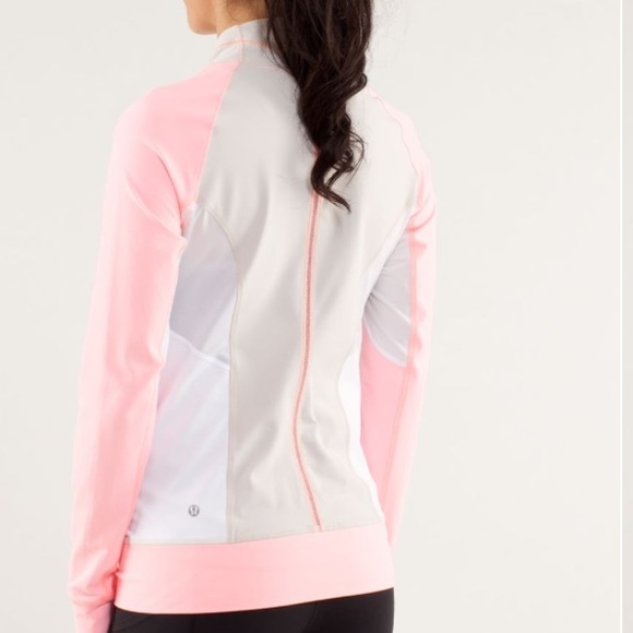 lululemon athletica Jackets & Blazers - Lululemon Run: Beach Runner Jacket Dune size 4