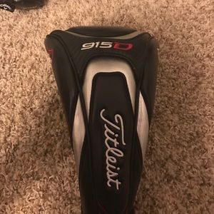 Titleist 915 D driver headcover