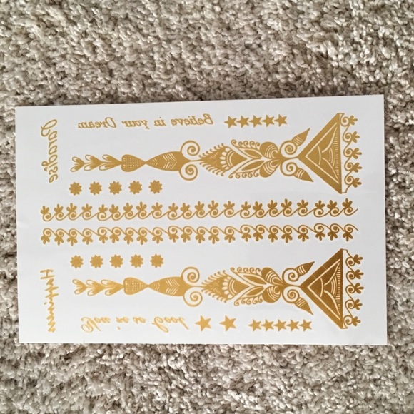 Skin Jewel tattoos - Picture 1 of 2