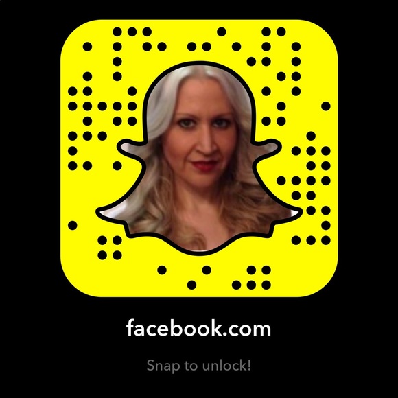 Meet your Posher, Kelly - Picture 2 of 3