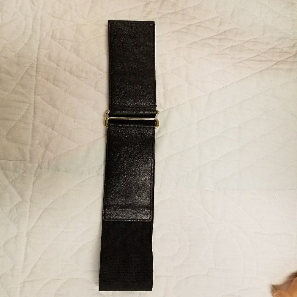 Express wide black belt