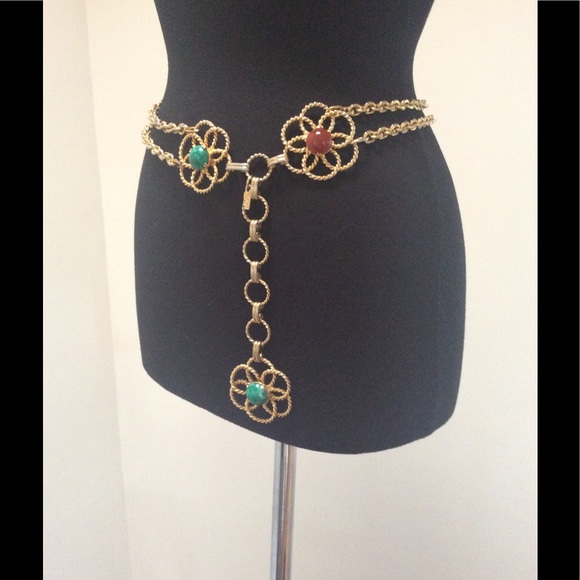 HP✨Rare Vintage 1970's YSL Cabochon Chain Belt s/m - Picture 3 of 8