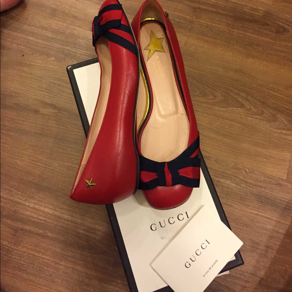 GUCCI FLATS!