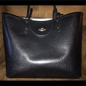 Coach Black and white reversible Tote NWT!!!