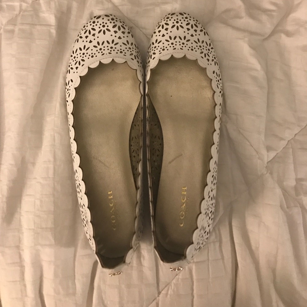Coach flats