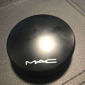 MAC Mineralized Skin Powder