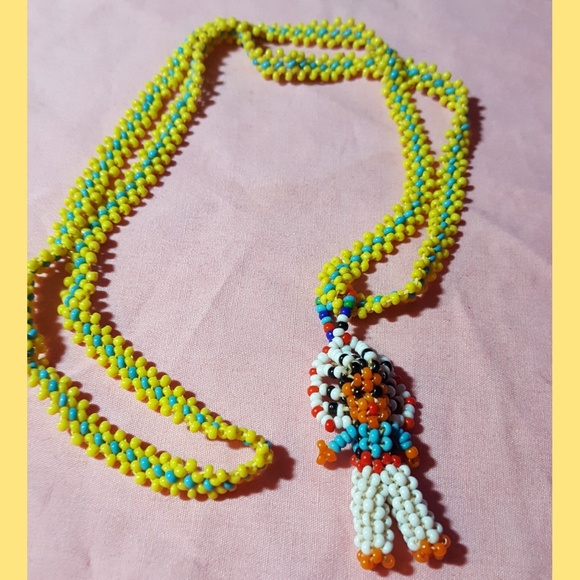 Pending..VTG SEED BEAD INDIAN CHIEF PENDANT/NECKLACE - Picture 3 of 4