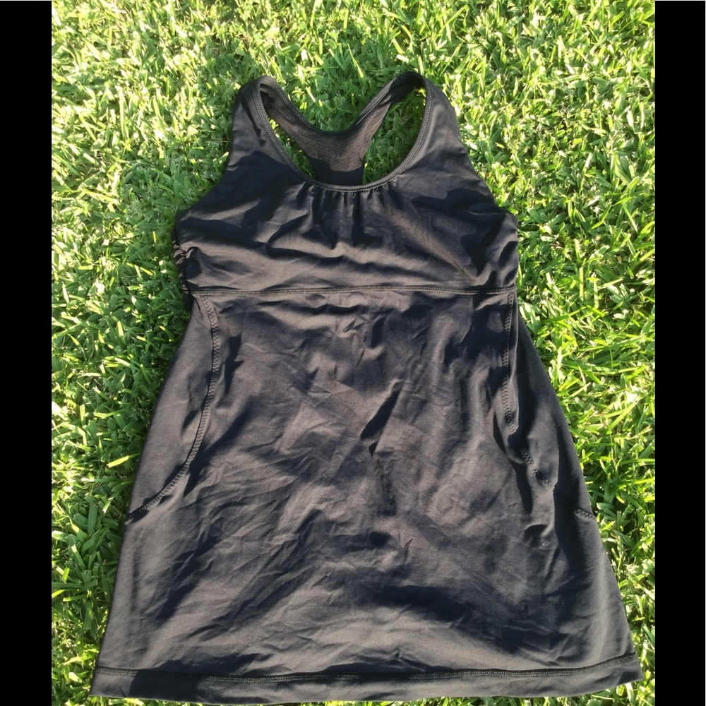 Black lulu yoga top