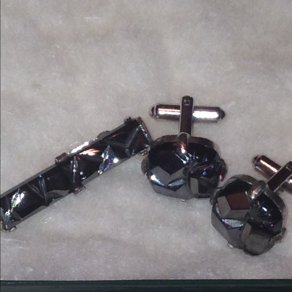 Vintage Tie Clip and Cuff Links