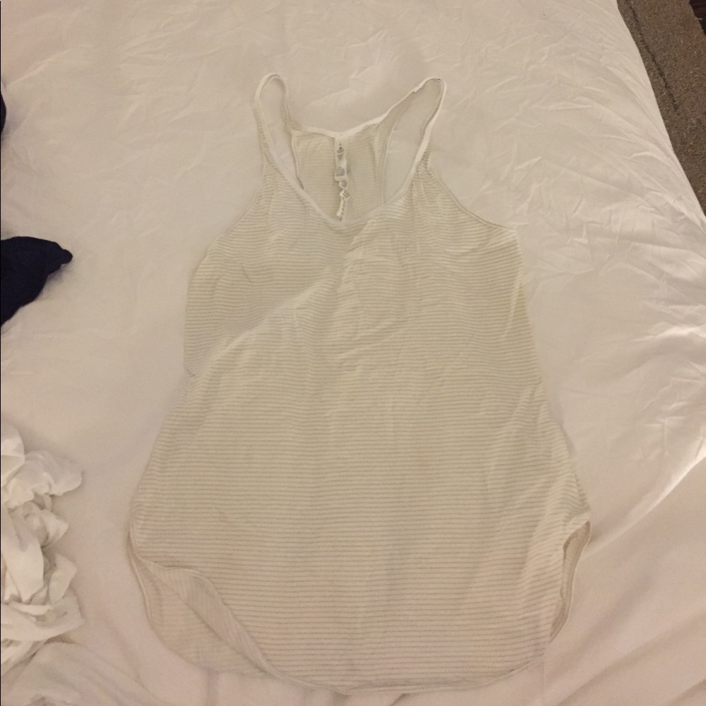 Lululemon tank