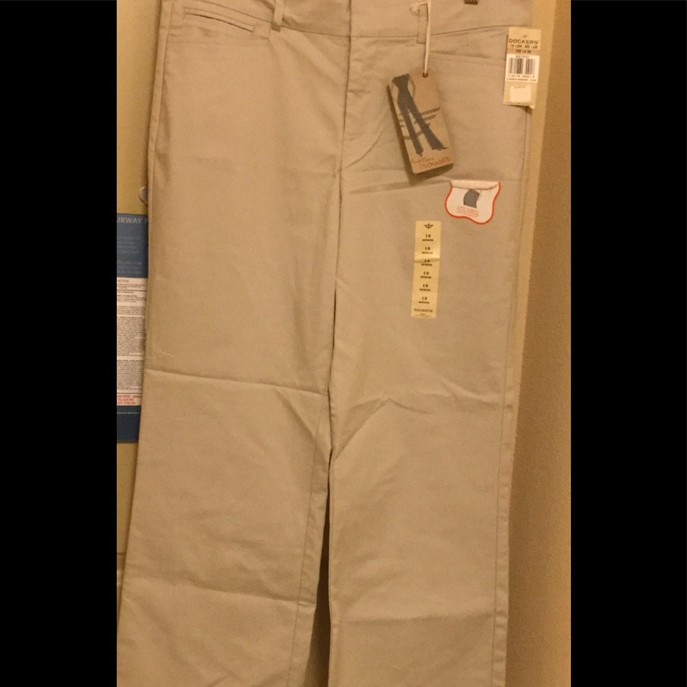 Dockers Pants