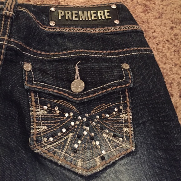 Jeans - Picture 3 of 4