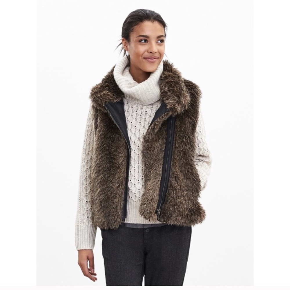 Banana republic vest - Picture 2 of 2