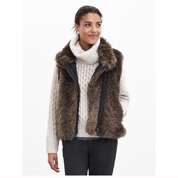 Banana republic vest - Picture 2 of 2