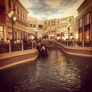 Meet your Posher, Anne