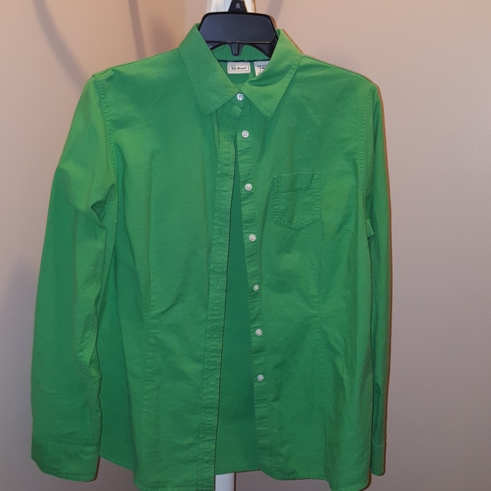 L.L.BEAN Green Button down Shirt