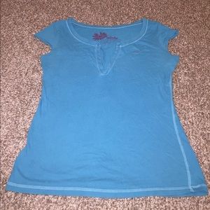 V-Neck Hollister Shirt