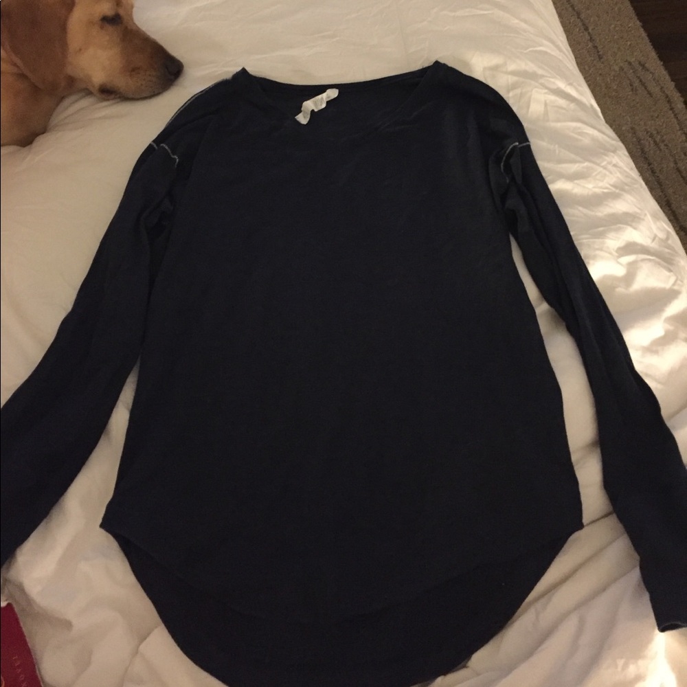Lululemon long sleeve navy top