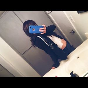 Meet your Posher, Kayla