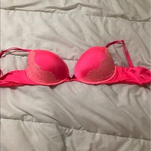 38c Victoria secret bra