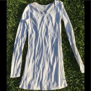 White long sleeve Lulu t-shirt top