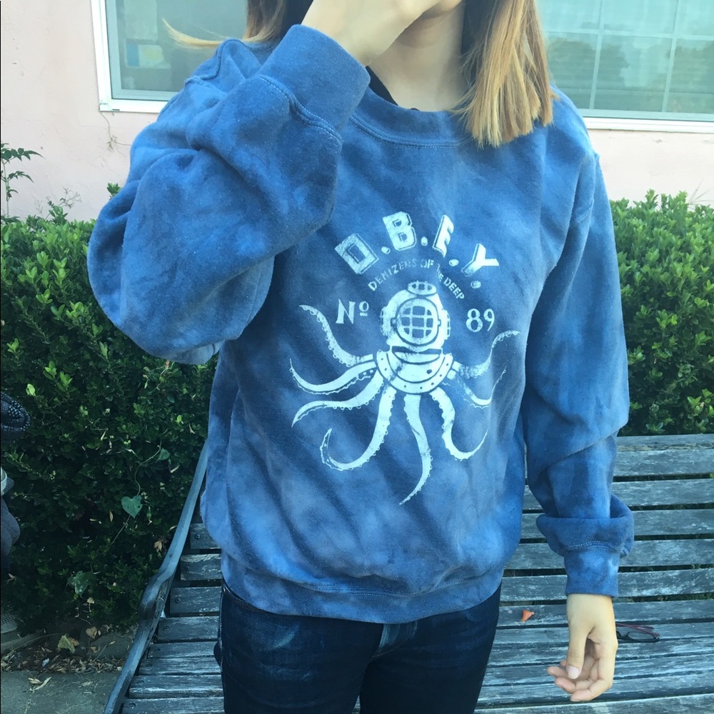 OBEY Tie Dye Oversized Crewneck