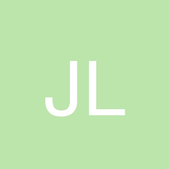 Meet your Posher, Julie - Picture 1 of 1