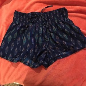 Flowy pattern shorts