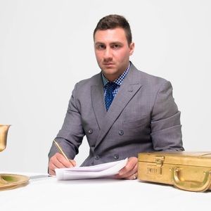 Meet your Posher, Blake