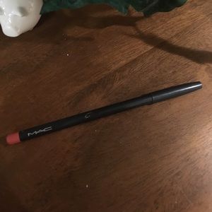 ⚡️MAC Lip Pencil⚡️